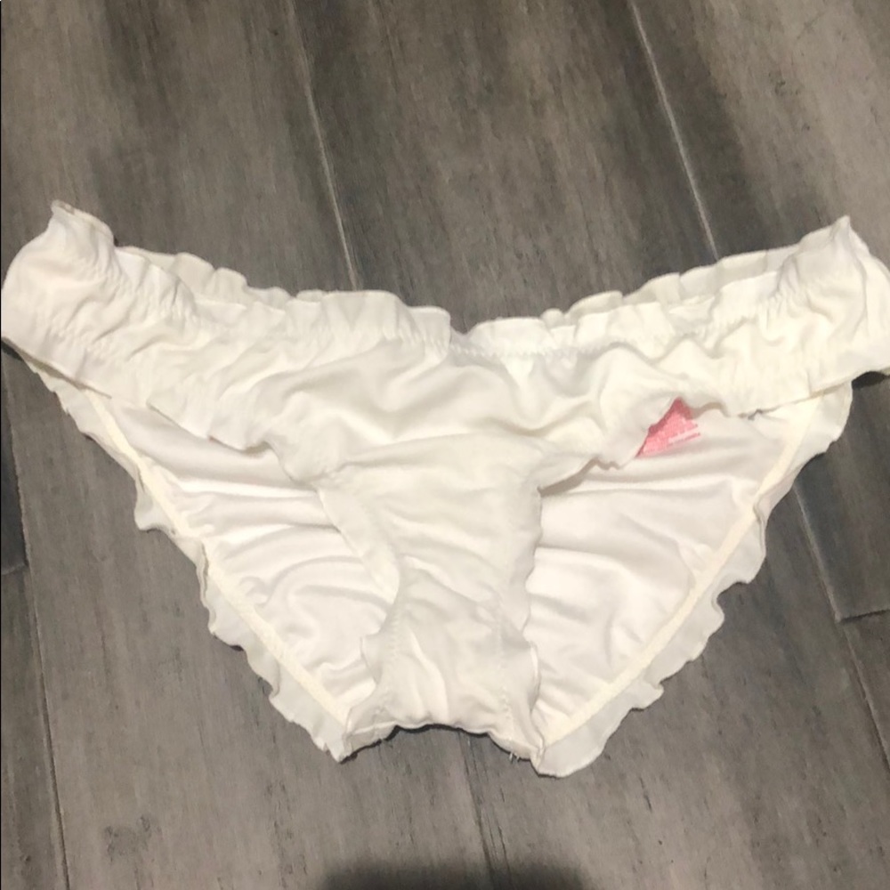 White VS cheeky bikini bottoms